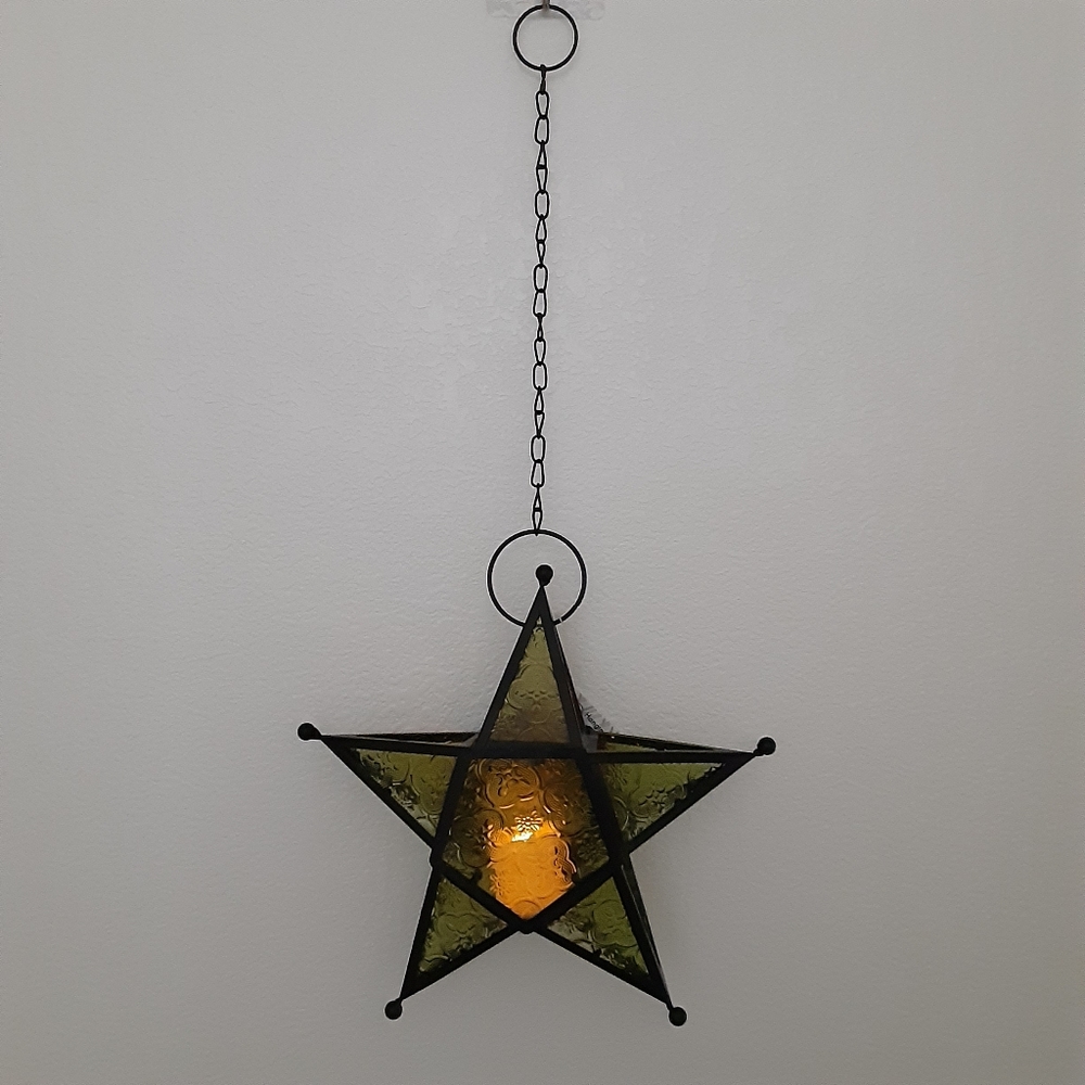 Flameless candle star hanging lantern holder